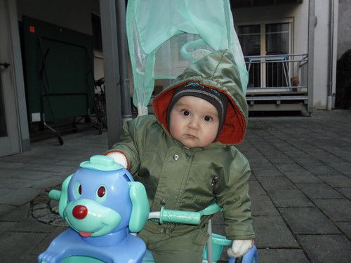 Das erste mal auf dem Dreirad