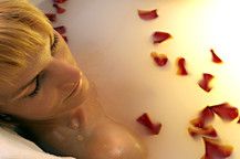 Das warme Wasser genießen