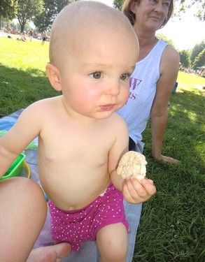 Ein kleiner Imbiss nach dem Baden...