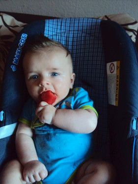 LUIS-GUSTAV UND SEINE ERSTE WASSERMELONE