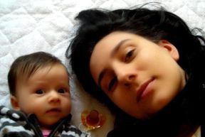 Mama und Baby ganz entspannt