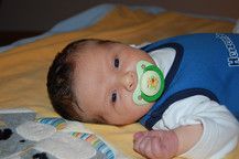 klein Leon ganz süß :D