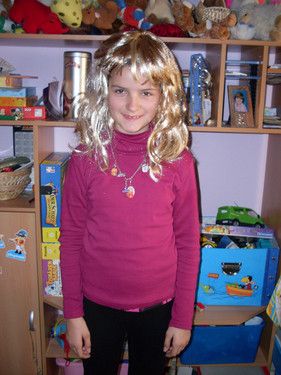 Jennifer als Hannah Montana