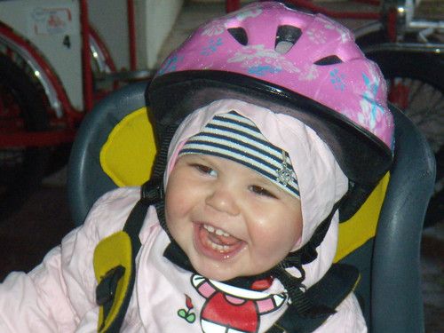 erste Fahrradtour, nach 10 min schlief Maja