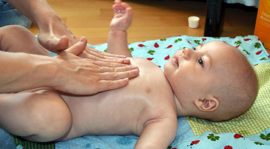 Babymassage Anleitung